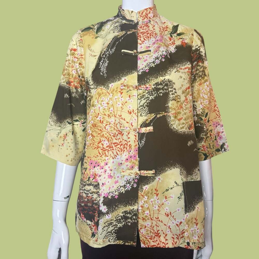 Vintage Lauhala Hawaii Floral AOP Print Frog Button Blouse